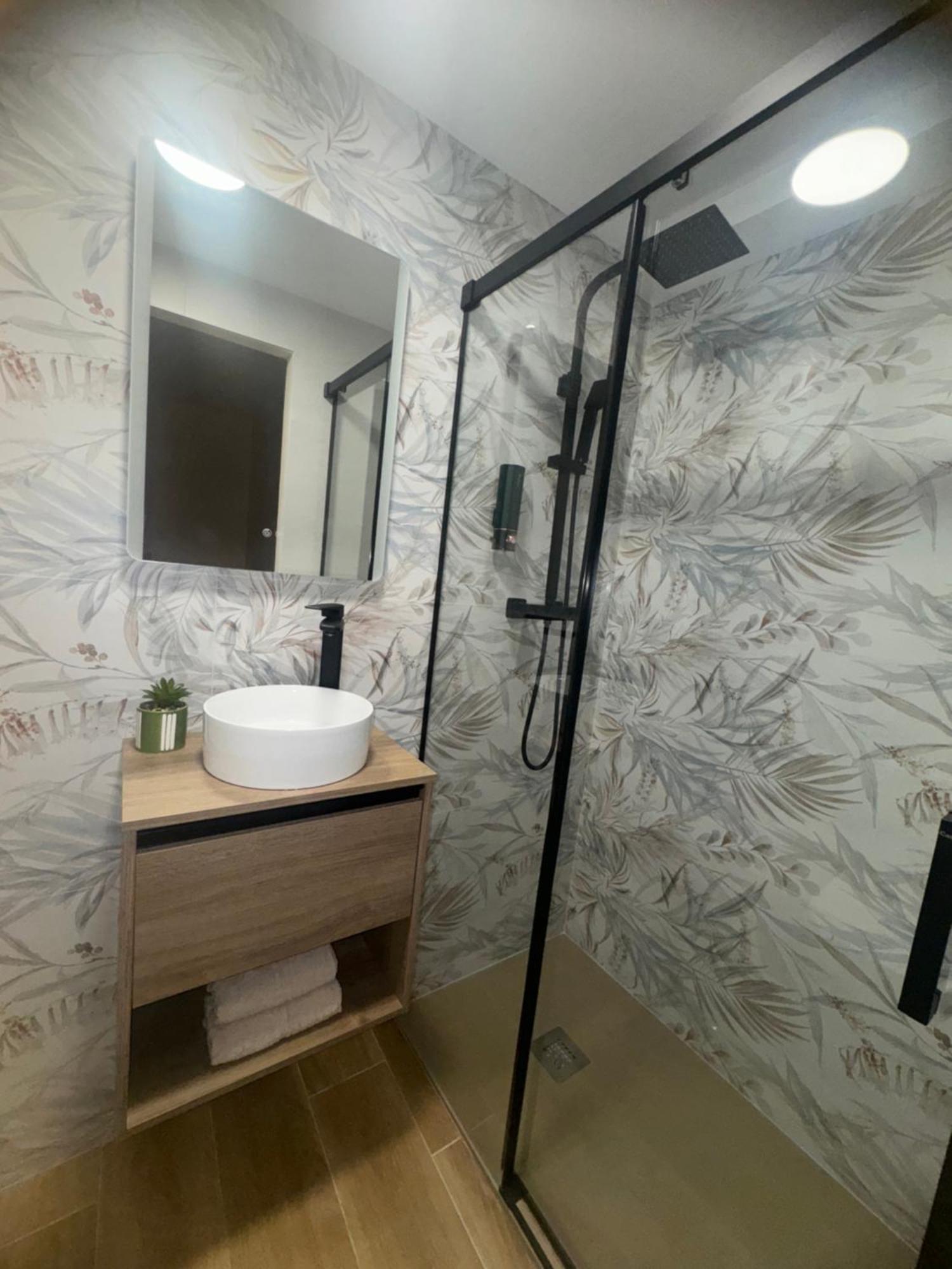 Parking Vigilado Gratis Pleno Centro,Cozy Apartment Granada Picon Center, Recien Reformado المظهر الخارجي الصورة
