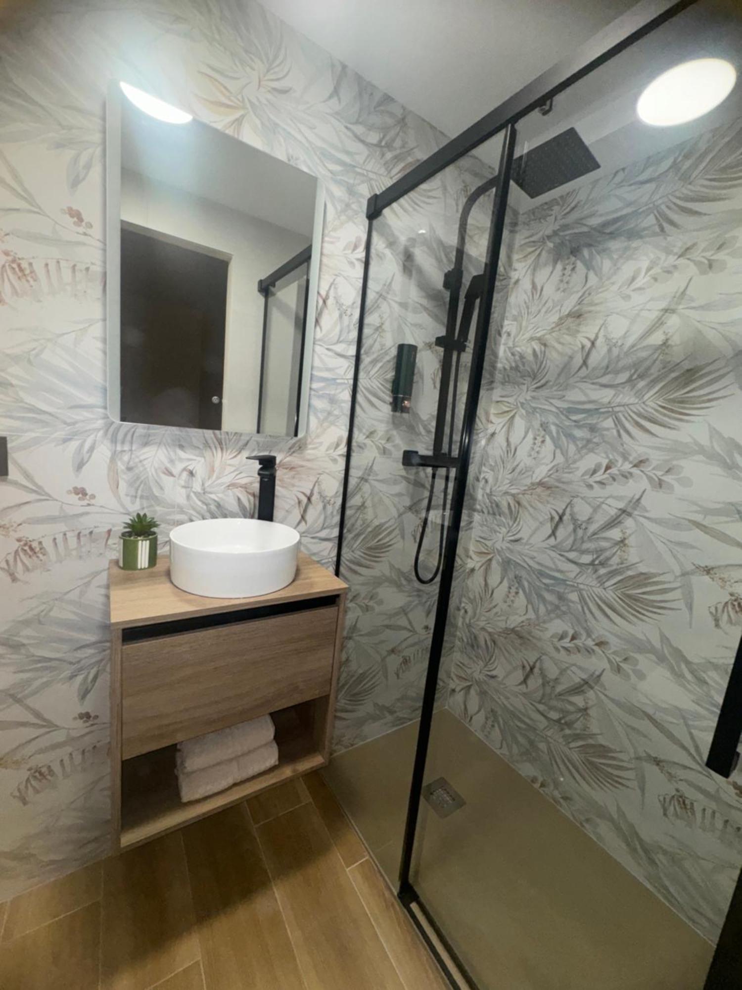 Parking Vigilado Gratis Pleno Centro,Cozy Apartment Granada Picon Center, Recien Reformado المظهر الخارجي الصورة